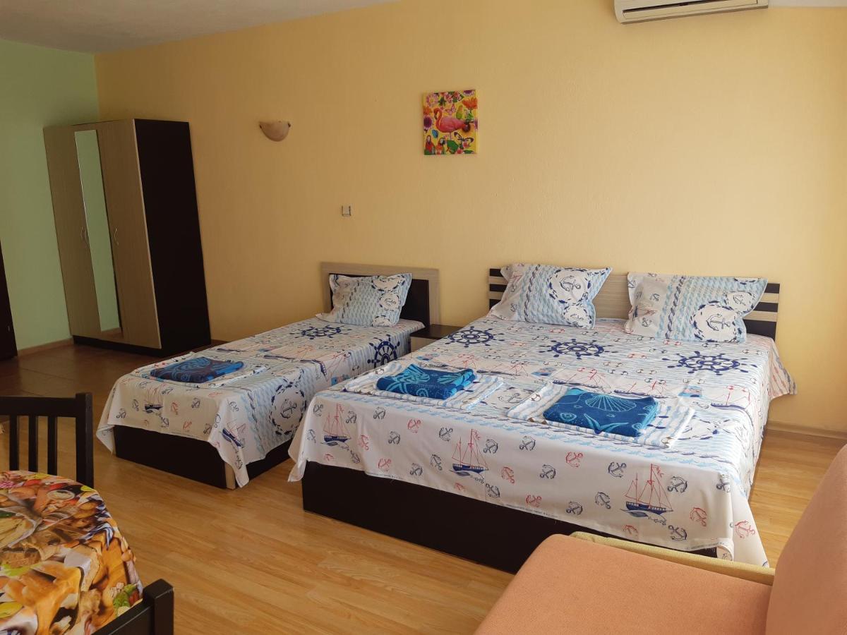Kazlarov Guest House Kiten (Burgas) Exterior foto