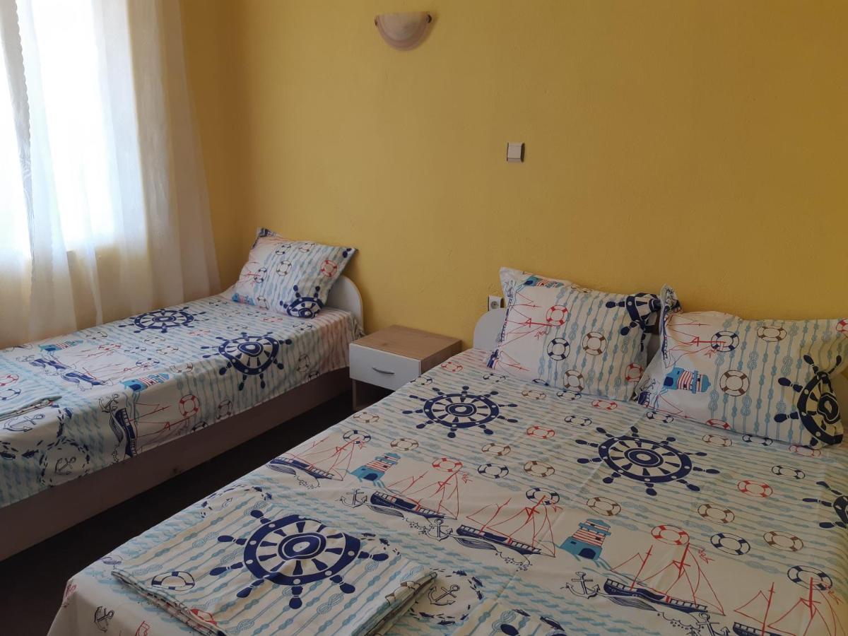 Kazlarov Guest House Kiten (Burgas) Exterior foto