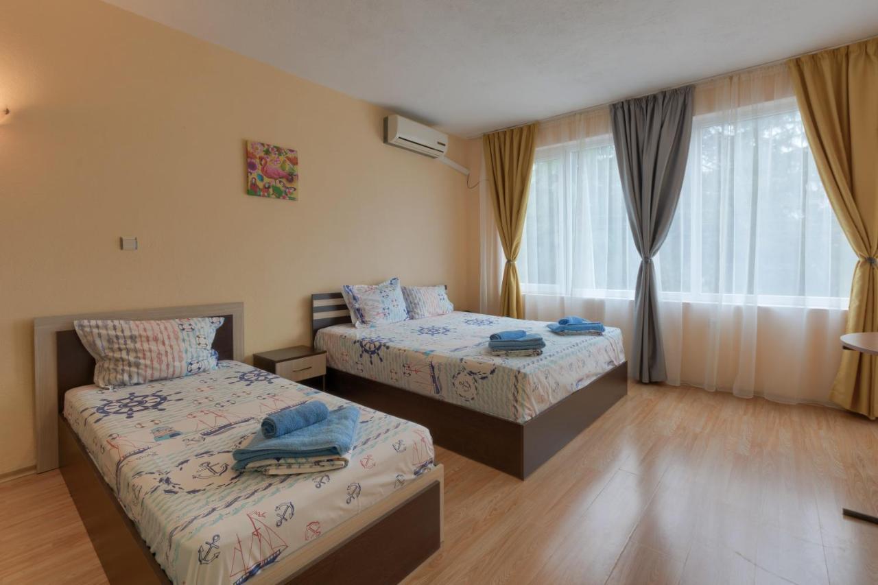 Kazlarov Guest House Kiten (Burgas) Exterior foto