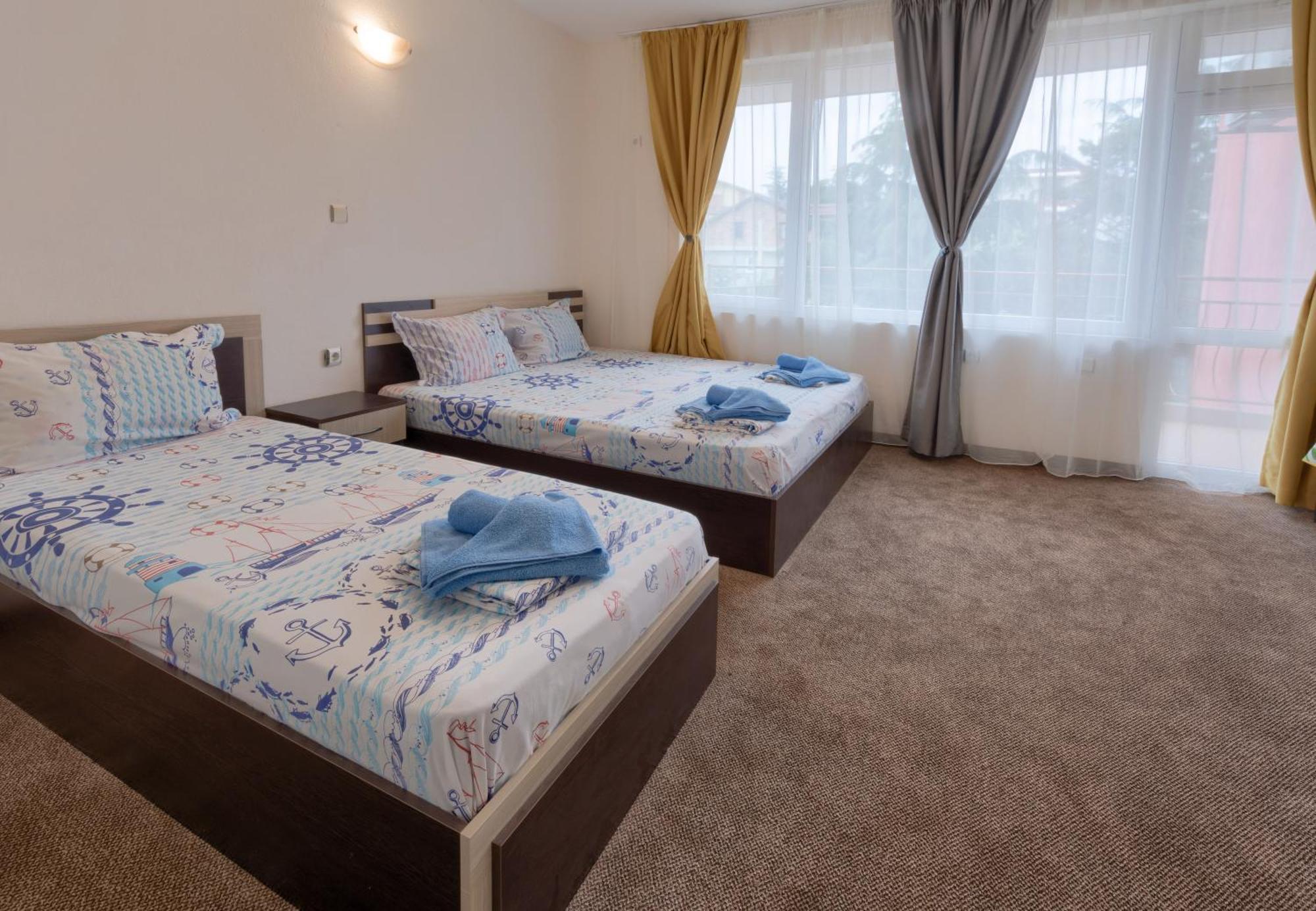 Kazlarov Guest House Kiten (Burgas) Exterior foto